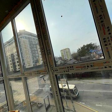 Квартира з видом на парк Правика