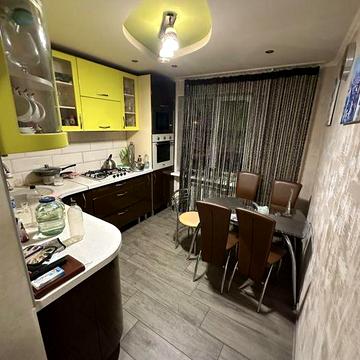 Сдам 2-х кімнатну квартиру Пескі власник