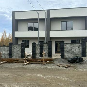 Продається котедж в районі зоопарк