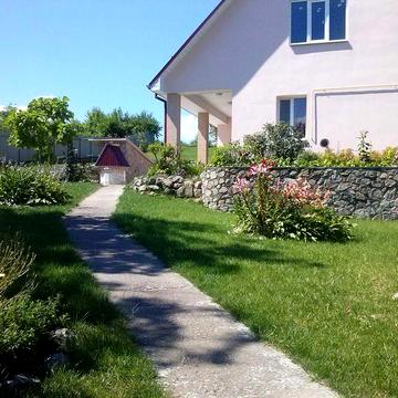 Будинок 2 пов 140 мкв село  Липовий ріг обухівський 45 сот землі