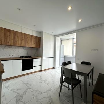 Пасічна вул., 177