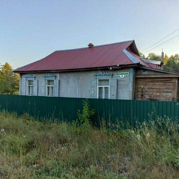 продаж будинку в селі