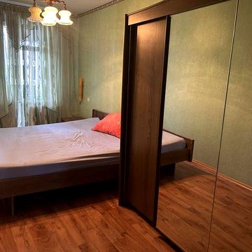 ЦЕНТР ЗарічногоБРОДВЕЙ,продаж 3кім.кв. 4поверх, не кутова, Сертифікат+