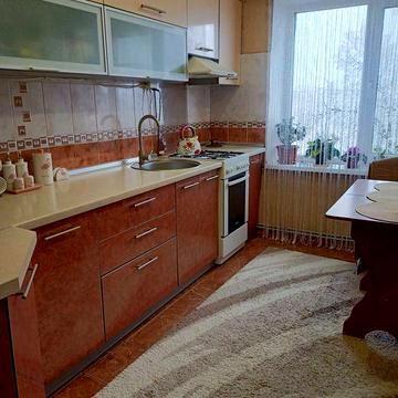 Продам 3х кімнатну квартиру в центрі міста (тільки продаж)