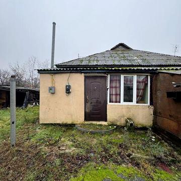 Продаж 2-кімнатної квартири в центрі с. Вовчків