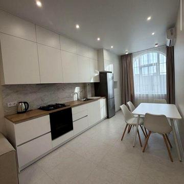 Сдам 1ую квартиру ЖК Авиньон, Дача Ковалевского.Газ