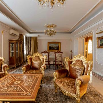 Старонаводницька вул., 13