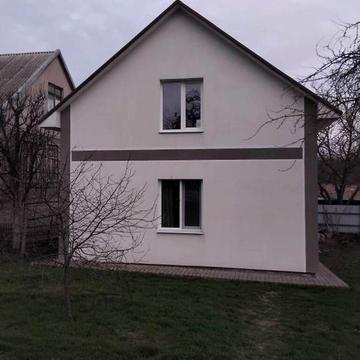 Продам интересный дом новой постройки, в ближнем пригороде Одессы