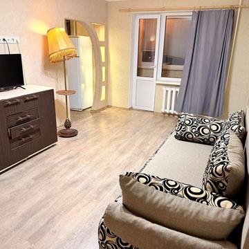 Сдам 1 квартиру на Прохоровской!!