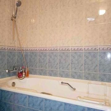 Продам 2-х кімн. кв-ру, Академмістечко , вул. Єфремова 19-А :