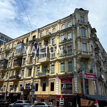 Продам в центрі Києва 3 к. квартиру на вулиці Еспланадна , 2