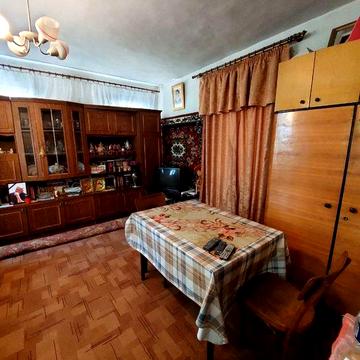 Будинок і земельна ділянка 40 соток