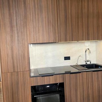 Предславинська вул., 42