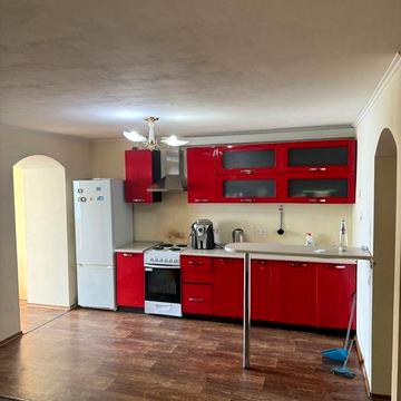 Продам  свою  2 комнатную квартиру жм сокол -2