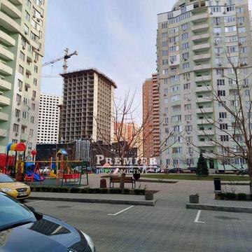 "Найтерміново продам! Велика 2-х кімн. з видом на море. 650$/м²"