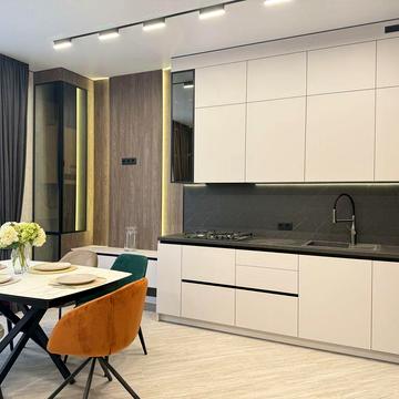 Таунхаус з готовим дизайнерським ремонтом.