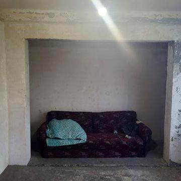 Продам однокомнатную квартиру под ремонт. Y.A.