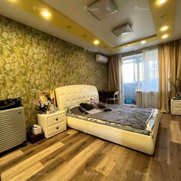 Однокомнатная квартира в центре. «Метро Научная»