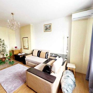 Чайки,ЖК Брест Литовський, Печерська 2, затишна 1к, невисокий поверх.