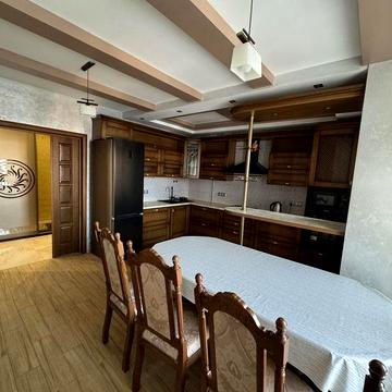 Оренда 2 кімнатної квартири, вул. Двірська (Калинова Слобода)