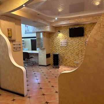 Подільська вул., 175