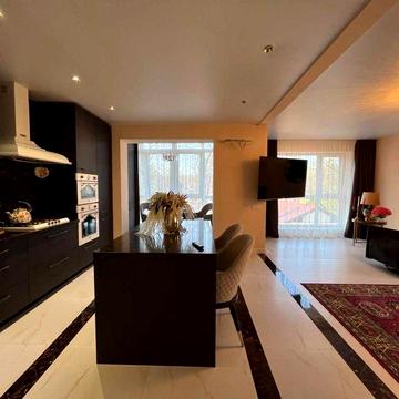 Продаж Великої квартири 4 кімнати. З ремонтом. Супер ціна ЖК Ольсія