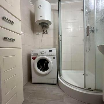 Мрія!Світло не вимикаю!Однокімнатна з ремонтом по Грушевського