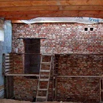 Продам 5-комнатную квартиру на Заболотного. Теплый кирпичный дом