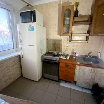 1-К Мотель, Рядом рянок