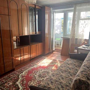 Хазяїн, Здам свою 1-кімн. кв 3-й пов, Ліски, Карпенка. Є меблі техніка