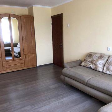 Оренда 1 кім на Лобачевського