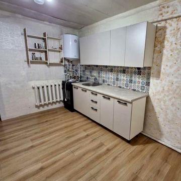 Продаж  частини будинку в центрі міста