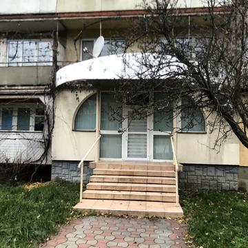 Героїв 128-ї Бригади вул., 30