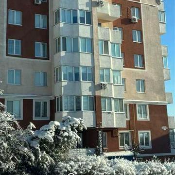 Оренда 1к квартири з балконом біля Бучанського парку. Газове опалення