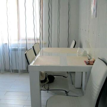 Хозяева сдают 3-х комнатн  пр Героев, Победа-6, 5 этаж/9, дом с Газом