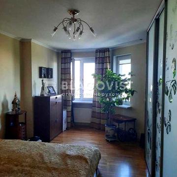 Продаж простора 2-а квартира просп Гузара Любомира 13 Київ евроремонт