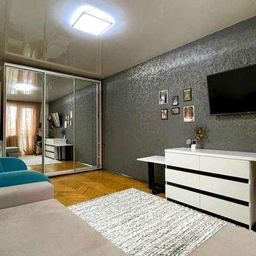 Продам 1-кімнатну квартиру по вул. Козацька (біля 15 школи)