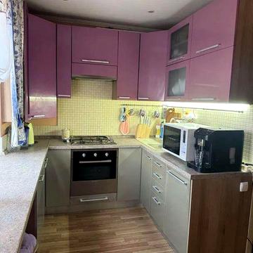 Продам 3-кімнатну квартиру, вул. Грушевського, Бровари SL