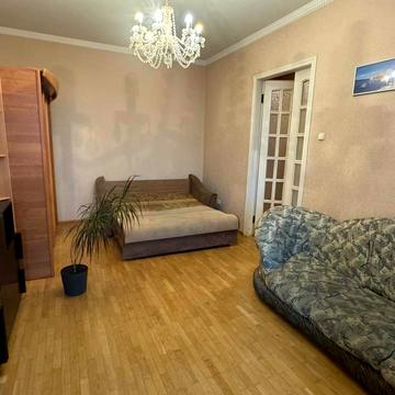 Миколи Міхновського бульв. (Дружби народів), 13