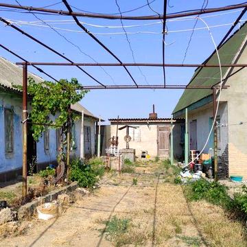 ЦІНУ ЗНИЖЕНО! Продам будинок з великою ділянкою. Калаглія