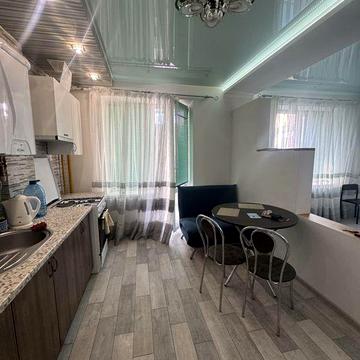 Оренда 1 кімнатна квартира (студія) 37 м2 - 3 поверх киевский маеток