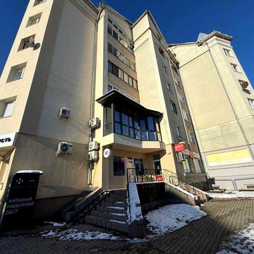 3 кімнатна у добрій локації