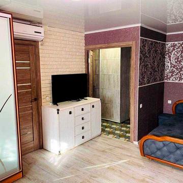 сдам 1к квартиру на 12 квартале, правый берег, Реальная