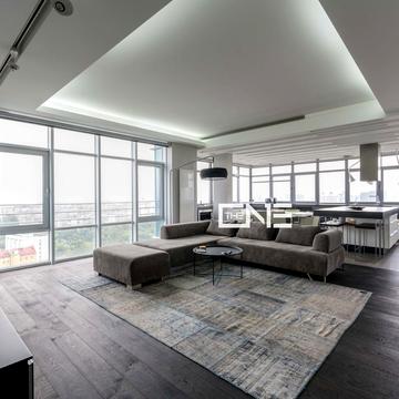 Юрія Іллєнка вул. (Мельникова), 18-Б