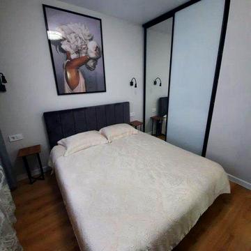 Сдам 1ую квартиру Таирова.Новый дом.С животным берут.Евродвушка