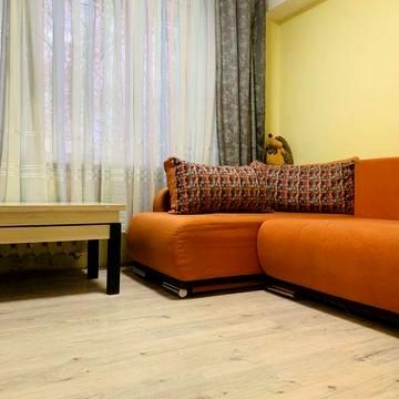 Смарт-квартира для однієї порядної без шкідливих звичок людини.