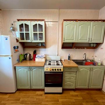 вулиця Молодіжна, 3