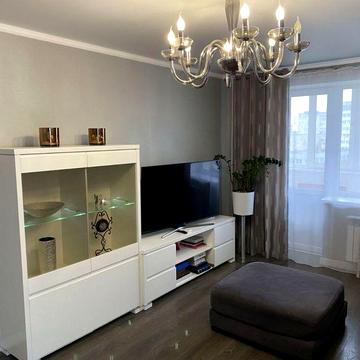 Продаж 2к Театральна