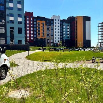 Продаж новобудови на щасливому