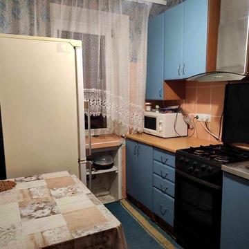 В оренду 1-кімнатна квартира на Вишеньці. Ремонт, гарний краєвид.